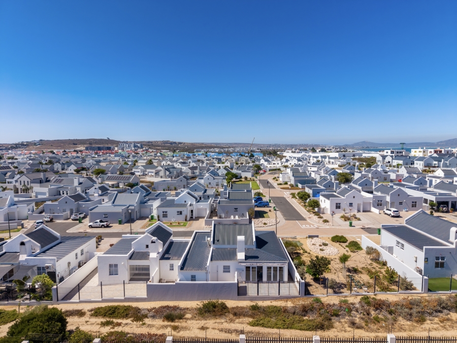 3 Bedroom Property for Sale in Laguna Hills Western Cape